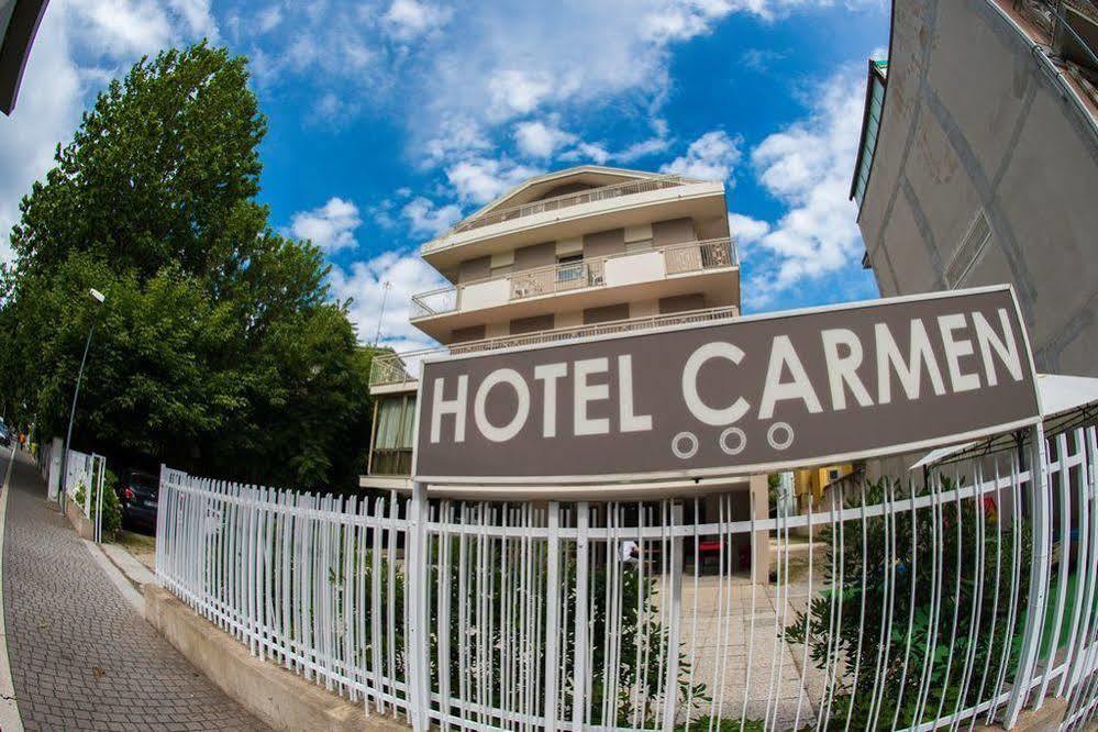 Hotel Carmen Riccione Exterior foto
